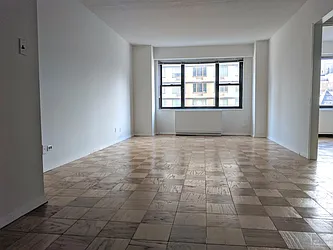 Rented by Hecht Group