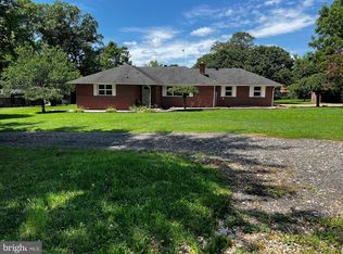 806 Runkles Ter, Essex, MD 21221