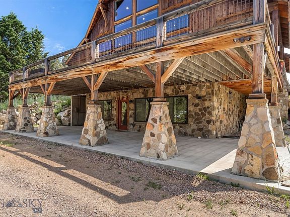 4th image of 225 Maverick View Ln