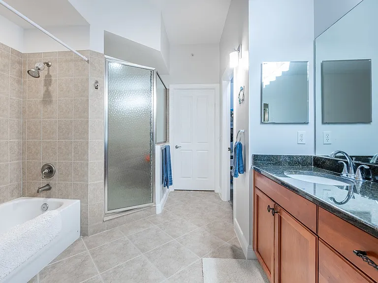 5116 Melbourne St #B-303 — Photo 33