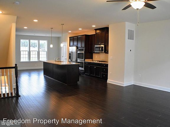 3rd image of 6006 Camerons Ferry Dr #202