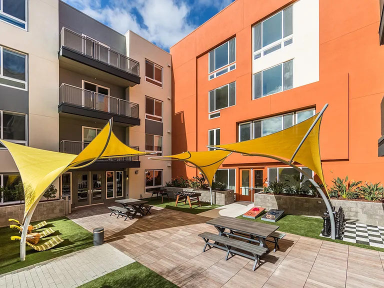 The Flats — Photo 19