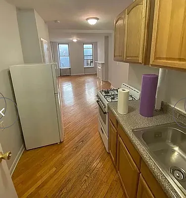 Rented by Prince Real Estate Associates LLC | media 10