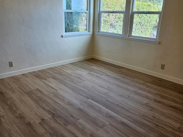 5728 Adelaide Ave — Photo 27