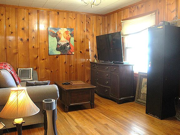 5th image of 33 Oakland School Rd