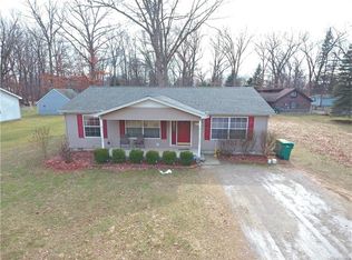 37255 Herman St, Romulus, MI 48174