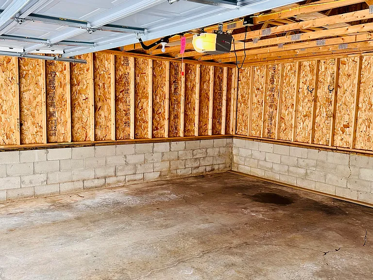335 Sherwood Ave — Photo 33