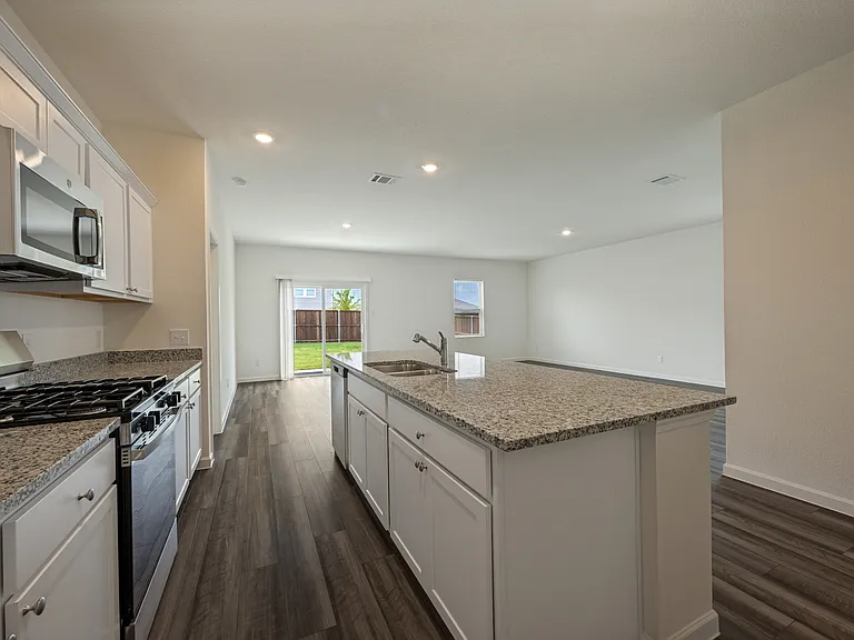 1425 Elliott Rd — Photo 10