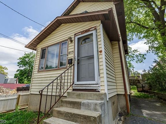 2nd image of 1415 Willever St