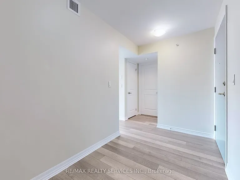 80 Esther Lorrie Dr #415 — Photo 22