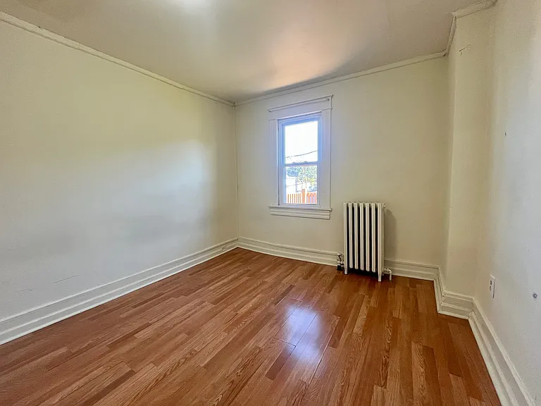 438 Ripple St #2 — Photo 5