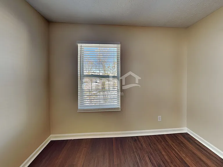 11408 Loudon Ln — Photo 14