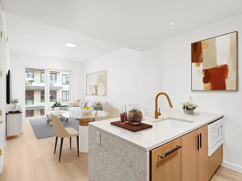 525 Pacific St #506