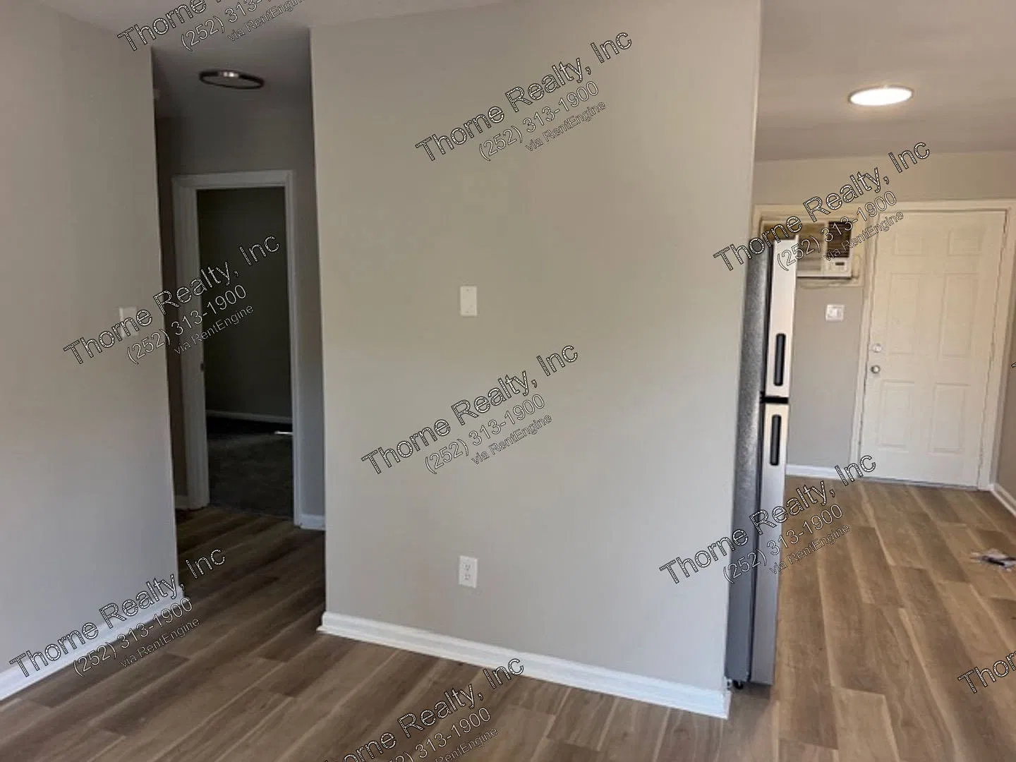 2 bed, 1.0 bath, 740 sqft, $795 — Photo 2