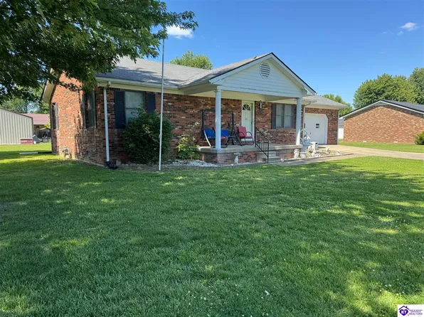 303 E 6th St, Hardinsburg, KY 40143
