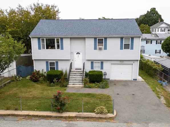 28 Price Pl, Fall River, MA 02724
