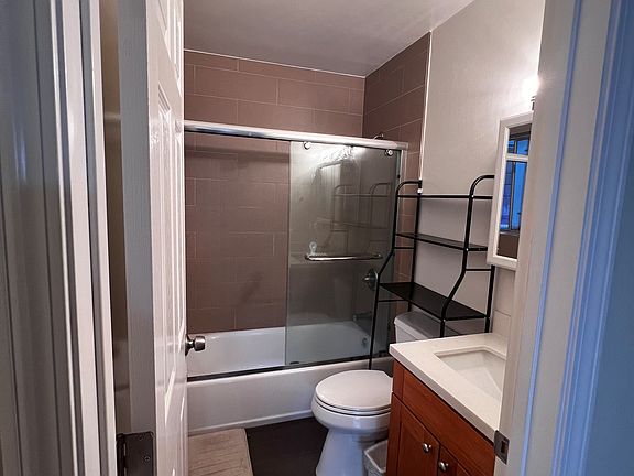 4th image of 2937 San Bruno Ave APT 2