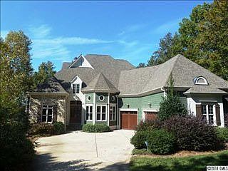 1st image of 524 Stonewater Bay Ln