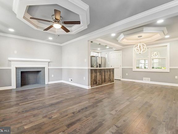 2nd image of 6804 Carol Rd