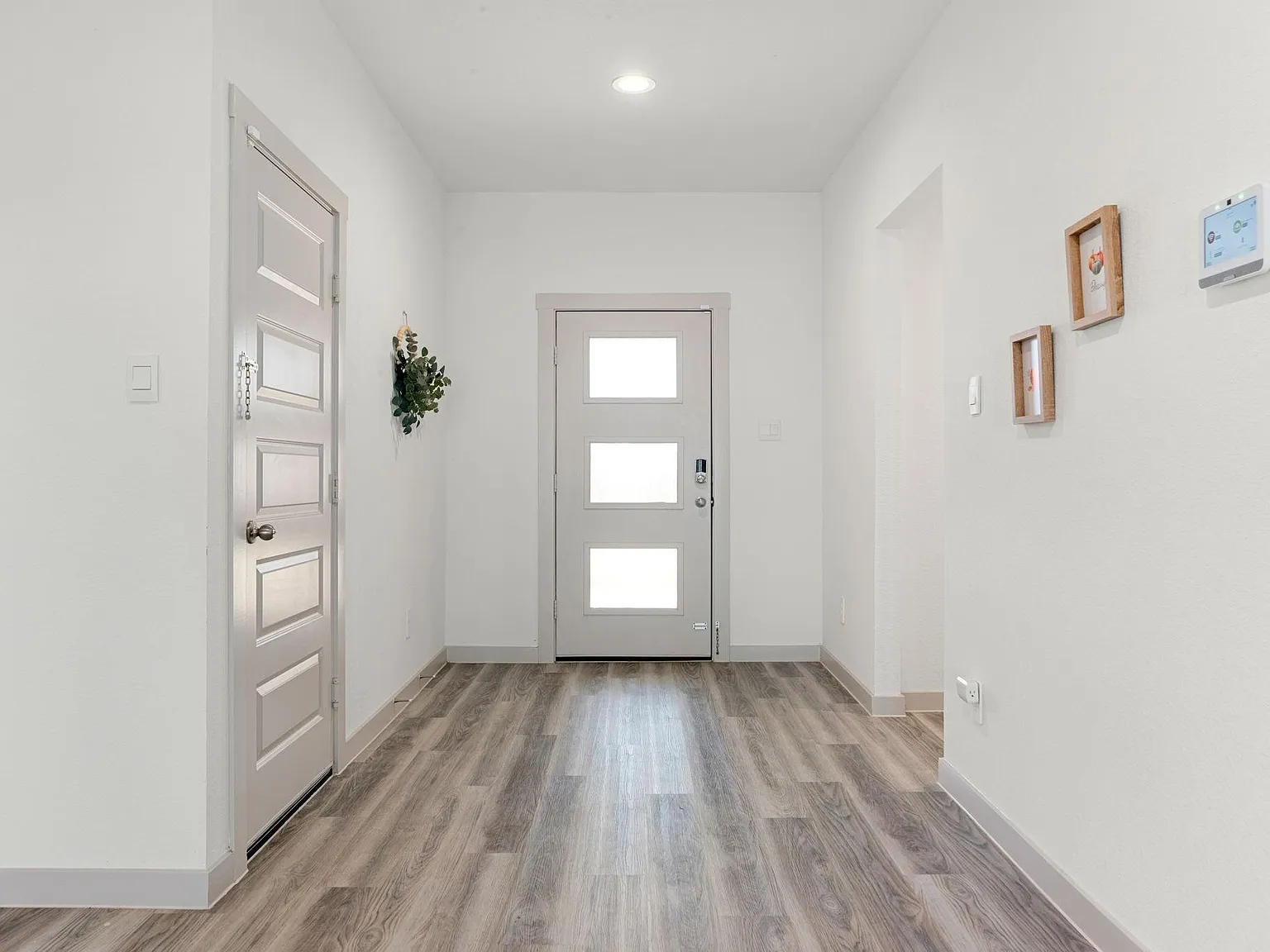 5 bed, 3.0 bath, 2632 sqft, $2,799 — Photo 3