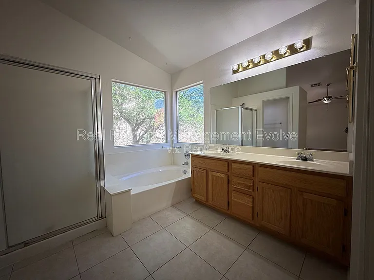 16838 S 20th Pl — Photo 26