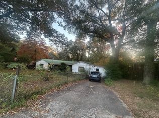 300 Bay Ave, Defuniak Springs, FL 32435