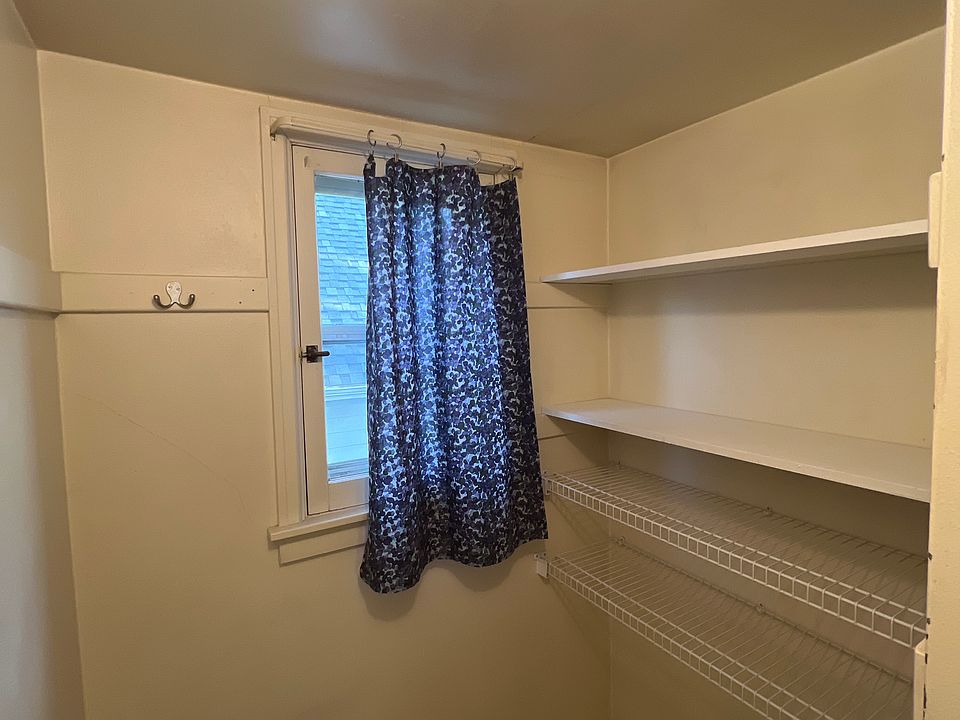 Spacious pantry