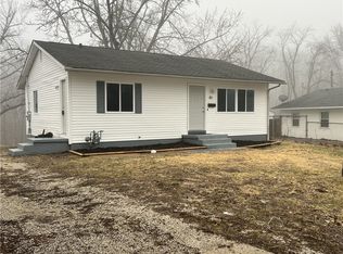 80 Phillips Dr, Decatur, IL 62521