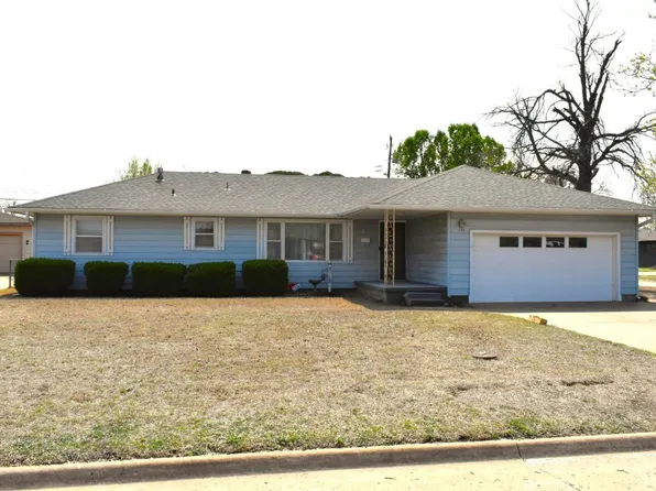 733 W Palm St, Enid, OK 73701