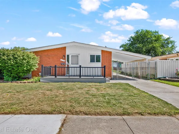 1145 Woodbourne St, Westland, MI 48186