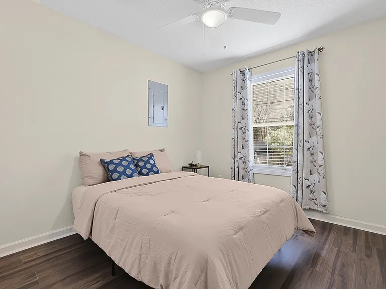 116 Monarch Ln — Photo 11