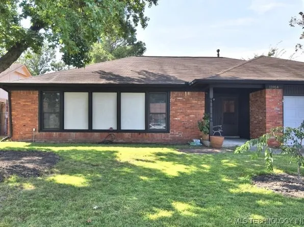 11914 E 38th Pl, Tulsa, OK 74146