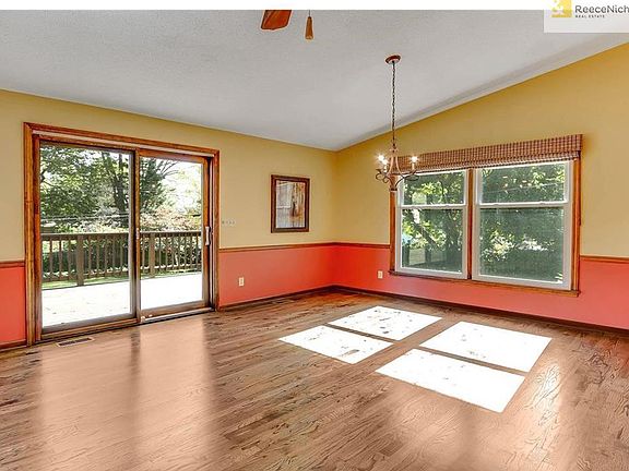 Great sized dining area