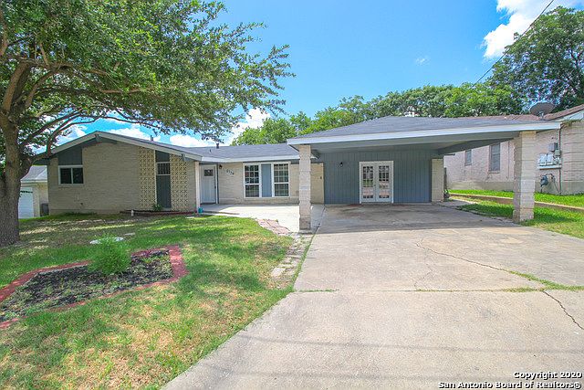 1st image of 2734 Minnetonka St