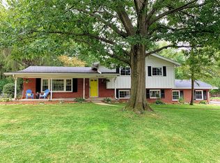 3915 Glenview Dr, Indianapolis, IN 46240