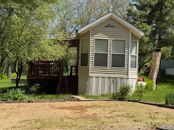 21-79 Woodhaven Ln, Sublette, IL 61367