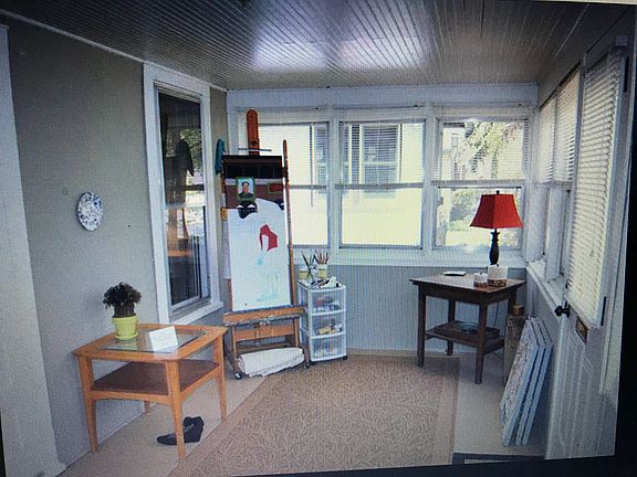 4th image of 4107 Russell Ave N