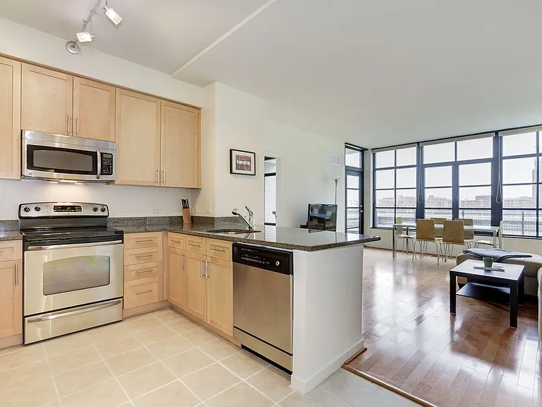 437 New York Ave NW #510 — Photo 1