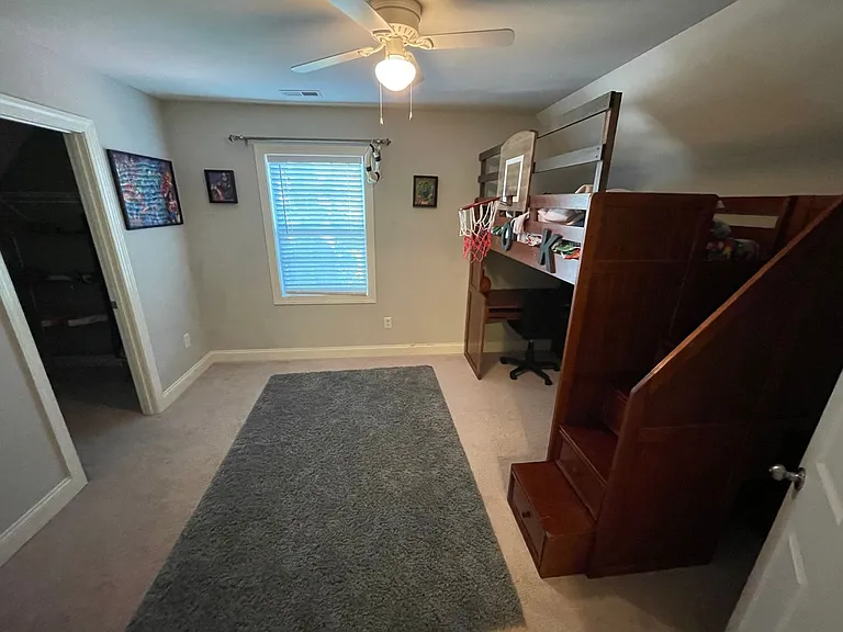 34 Woodbury Ln — Photo 28