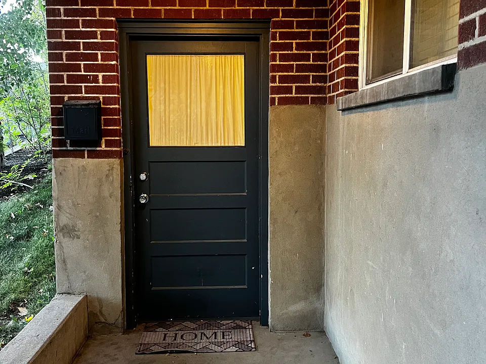 2234 E Roosevelt Ave #BASEMENT