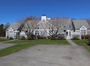 27 Chilmark Dr #27, East Falmouth, MA 02536