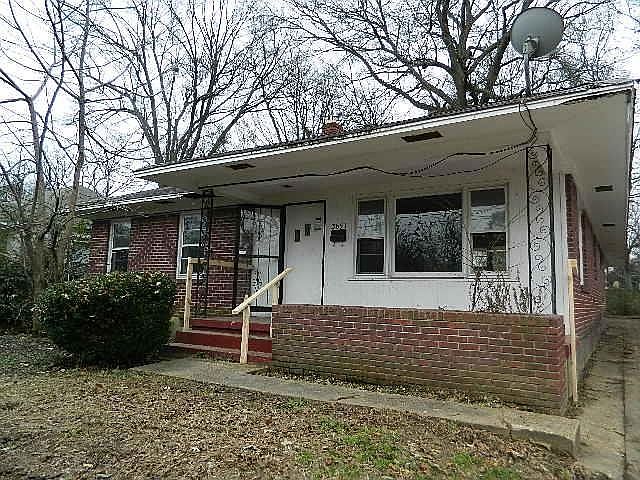1st image of 3651 Hazelwood Ave
