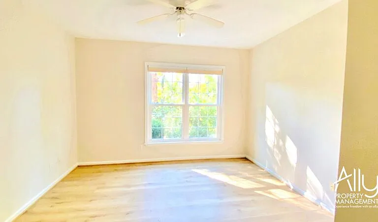 270 Riverbend Dr #1-1B — Photo 14