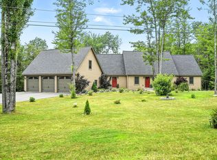 35 Makenzie Ln, Manchester, ME 04351