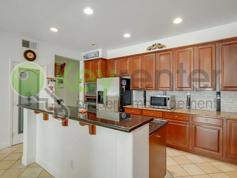 208 Otter Glen Ct — Photo 8
