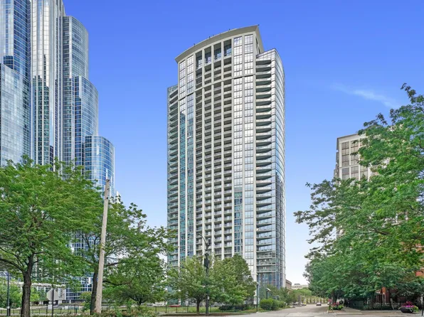 1235 S Prairie Ave APT 603, Chicago, IL 60605