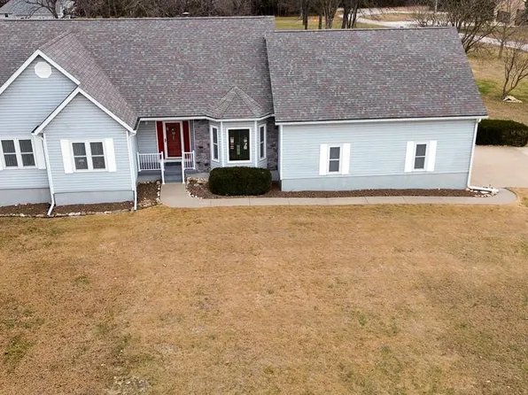 14813 Dawson Rd, Warsaw, MO 65355
