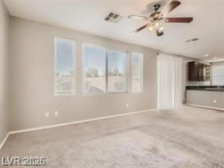 5537 Ayers Cliff St — Photo 2
