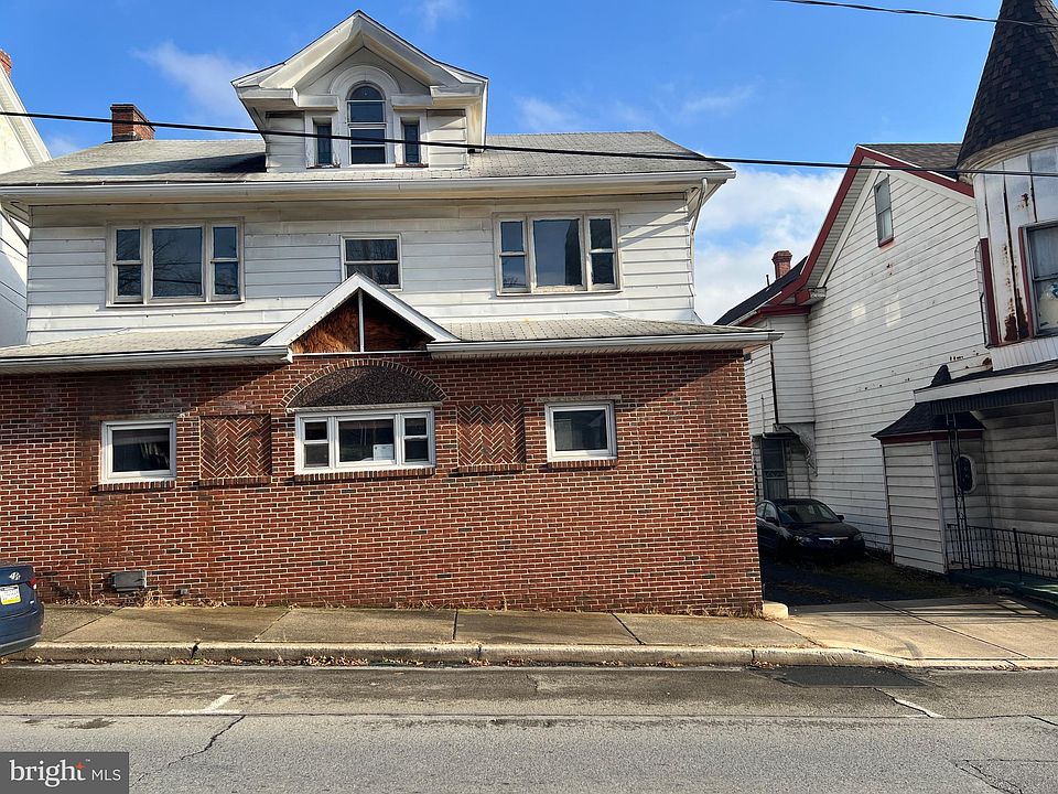 1st image of 405 N Front St