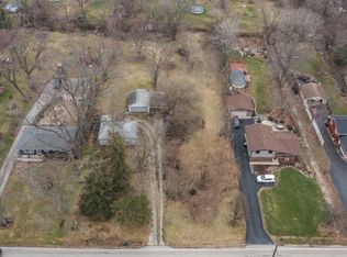 6111 Woodward Ave, Downers Grove, IL 60516